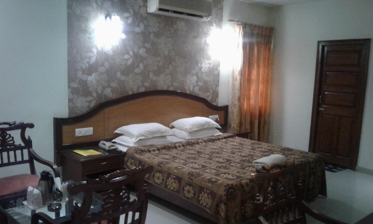 Celebration Hotel And Resort Rewa Экстерьер фото