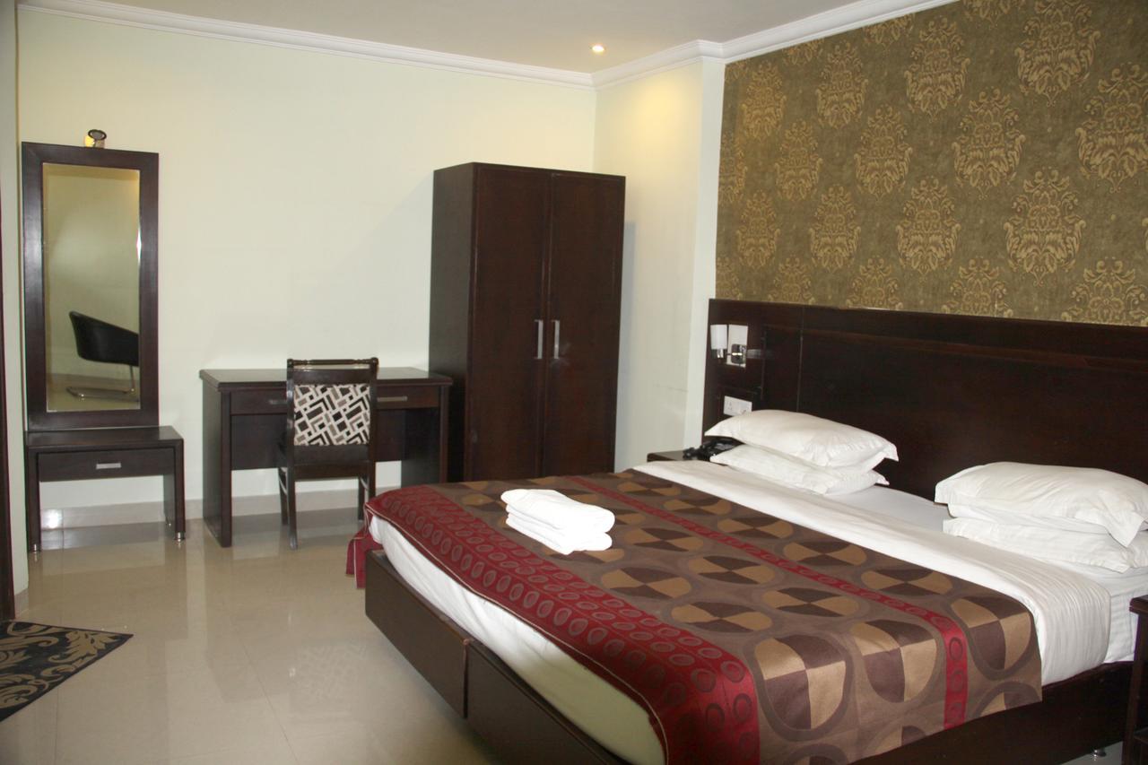 Celebration Hotel And Resort Rewa Экстерьер фото